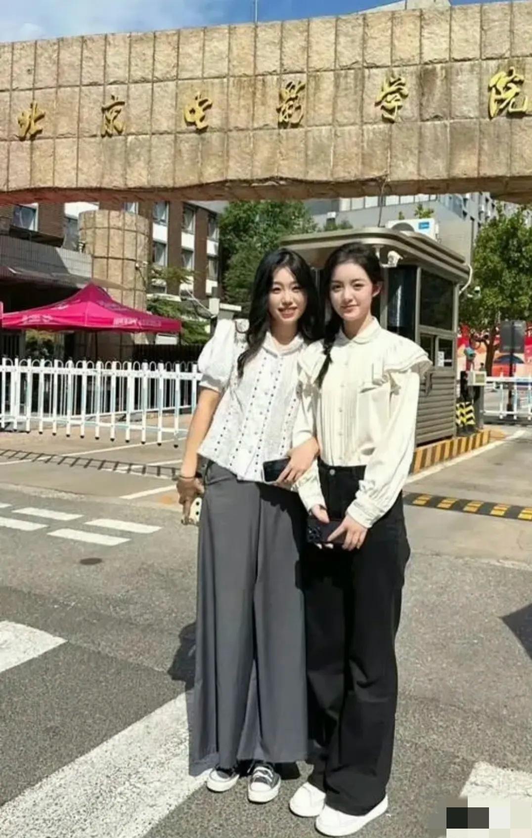 好奇！不懂就要问，考上这个学校是不是就可以当明星了？[what]