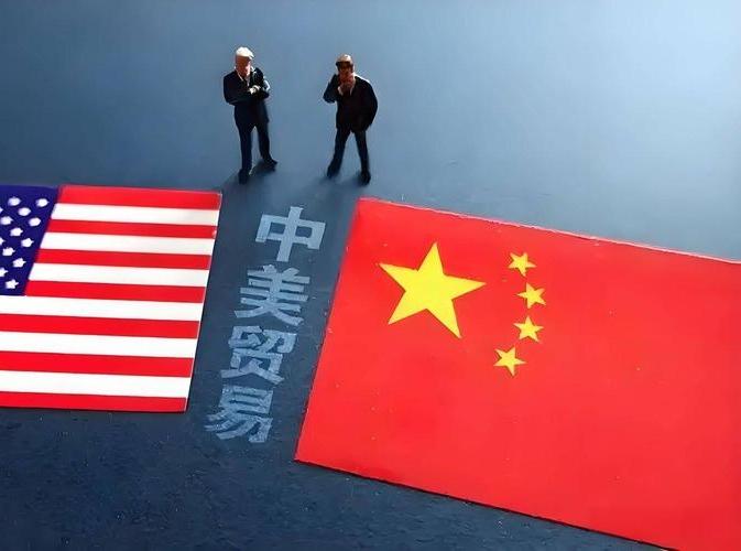 世界那么大，容得下两个大国的发展，虽然彼此制度不同，但有很多的合作空间，美方要朝