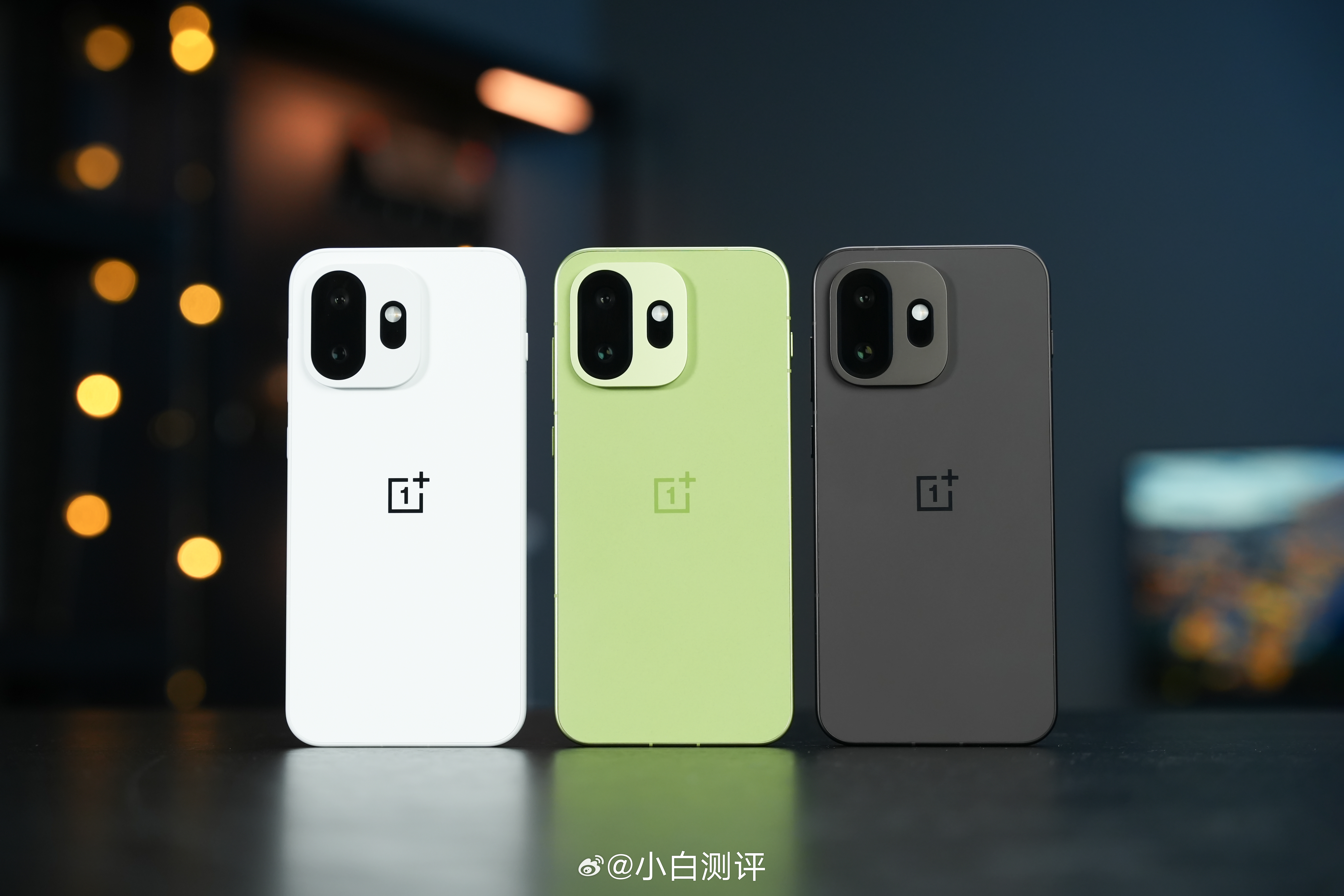 一加今晚发布会老规矩，评论来猜猜小直屏一加15T的起售价（需带上存储版本），🧧