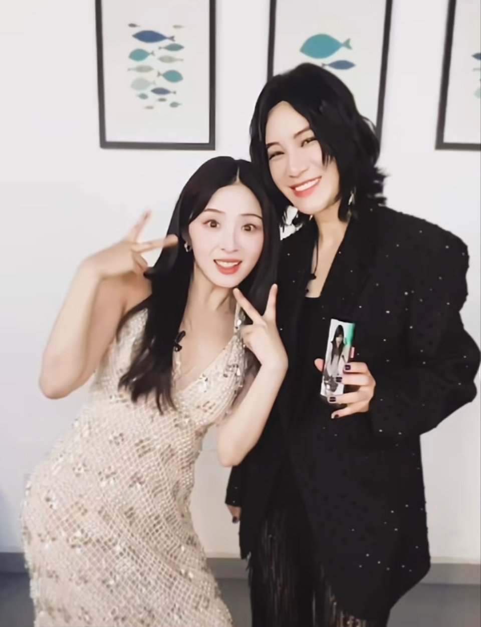 尚雯婕 人善有人妻 原来尚雯婕的软肋是甜妹？懂了，这就去练甜笑。 