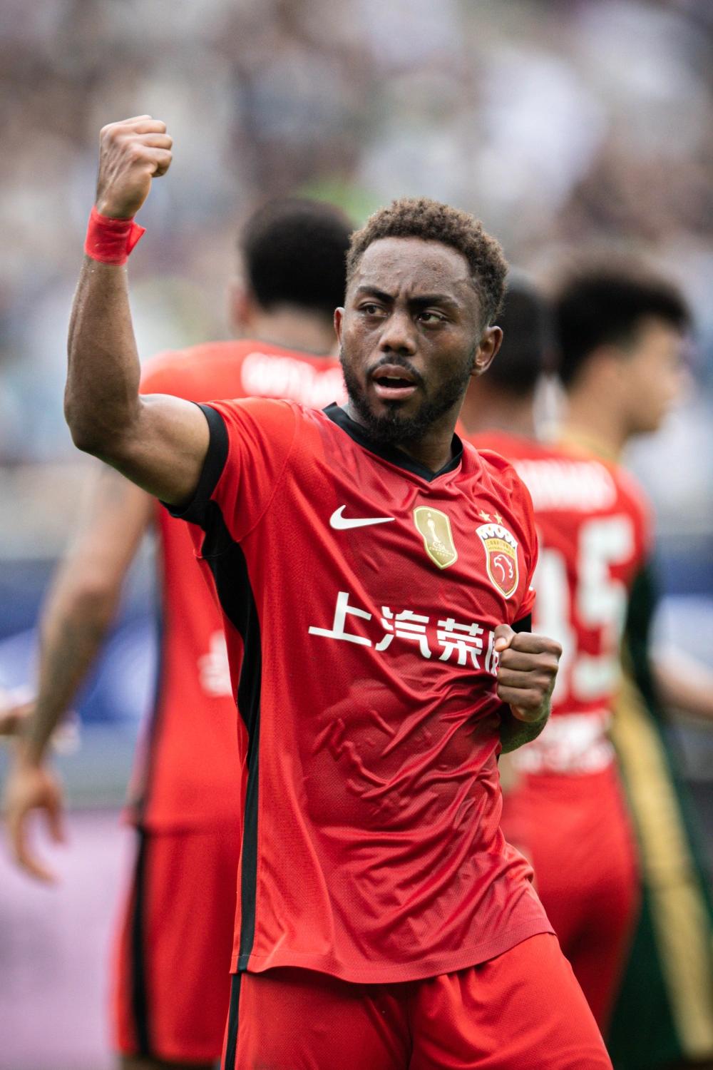 海港运气赢下玉昆！目前脱离保级区！分数回正！排名来到了前十！但从今天的状态来看下