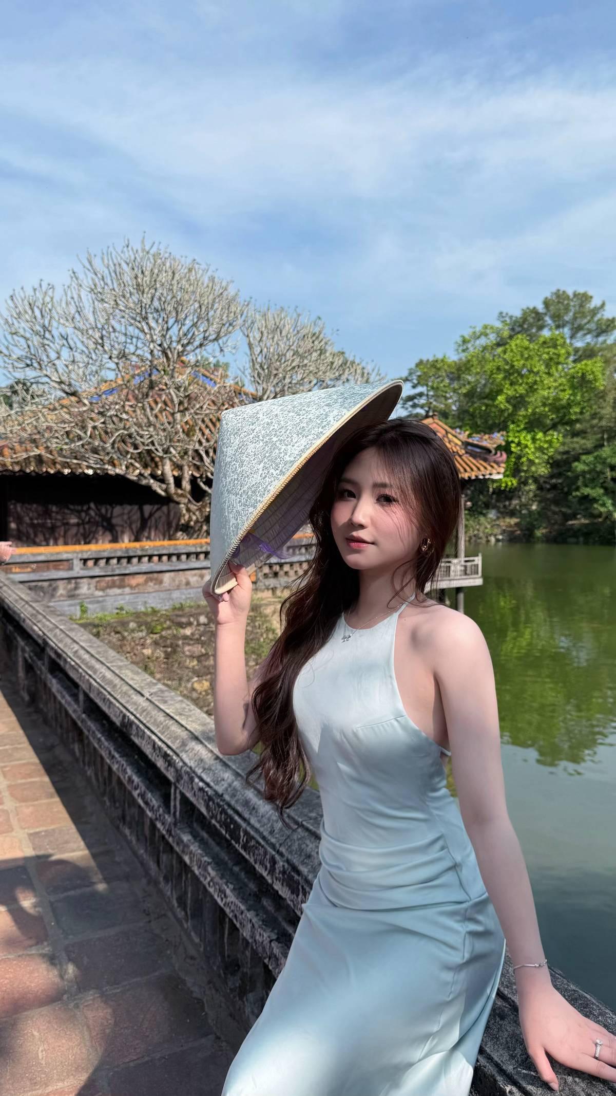 大家觉得怎样的女人才算美