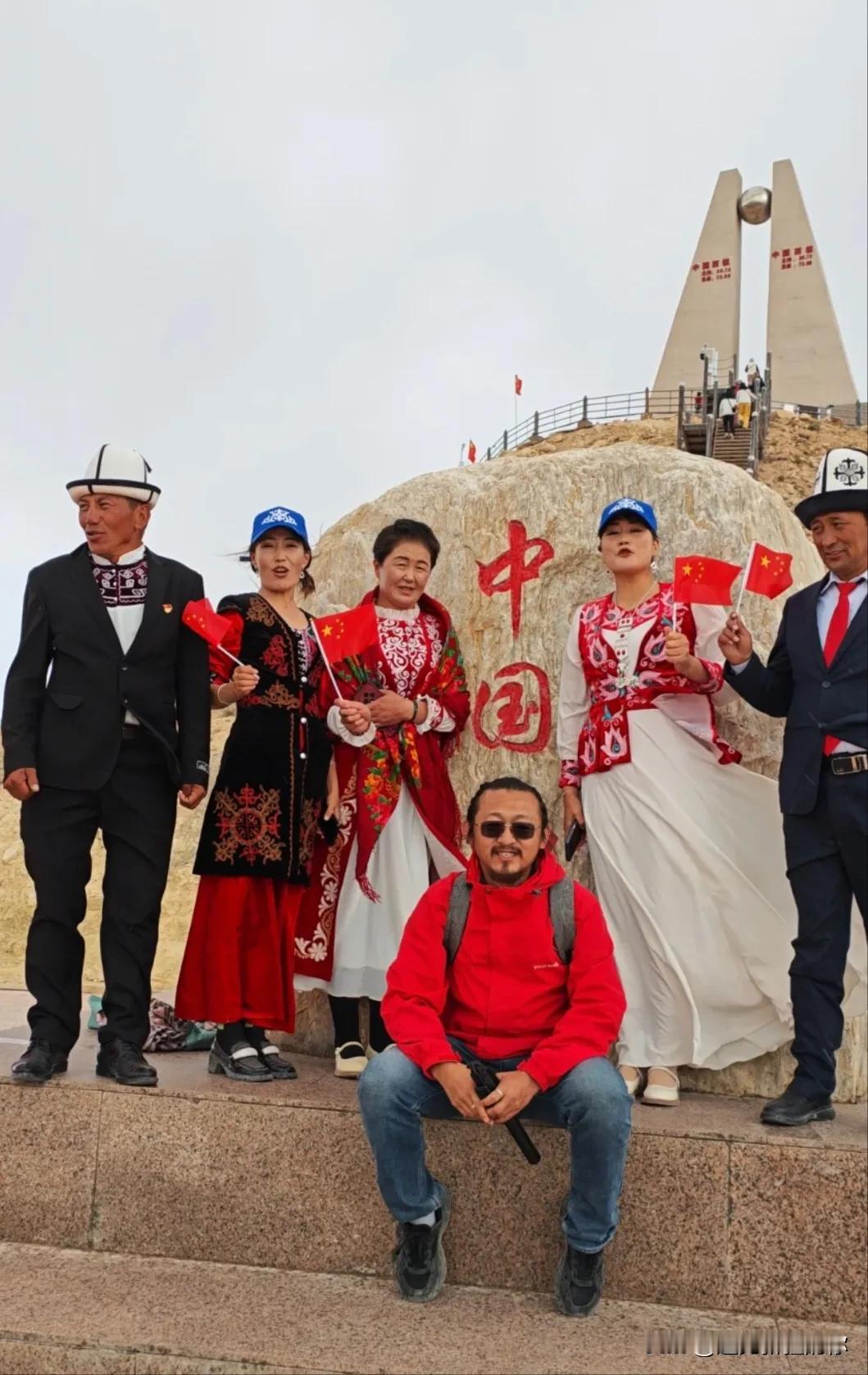 “走啊，少年！”去中国西极时光，尝一尝祖国最西边的西北风，见一见最后一缕阳光落下