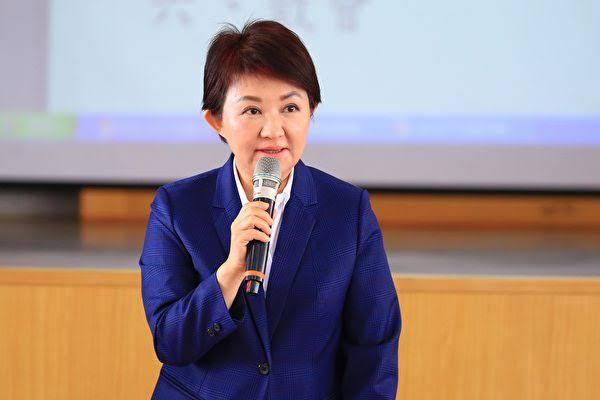 卢秀燕愿帮民众党议员站台 江和树称赞：有“总统”格局
虽然台湾县市长选举蓝白有合
