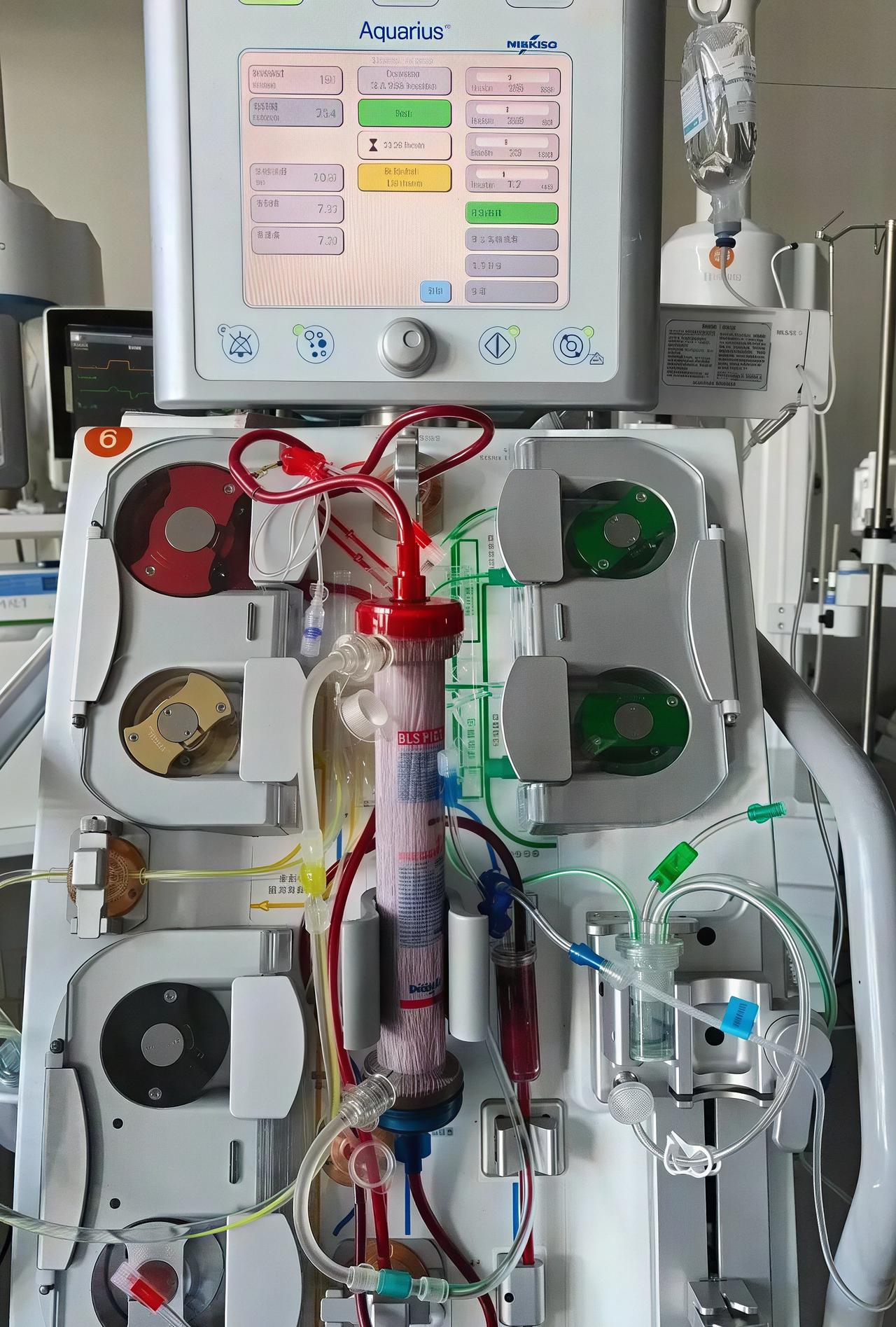 "惨剧还是没能躲过！10月21日消息，浙江丽水，一位49岁女士把家里囤了两年的核