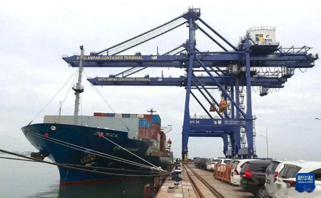 印尼货轮绕开马六甲，直奔海南自贸港，新加坡躺赚的好日子到头了印尼货轮绕开马六甲，