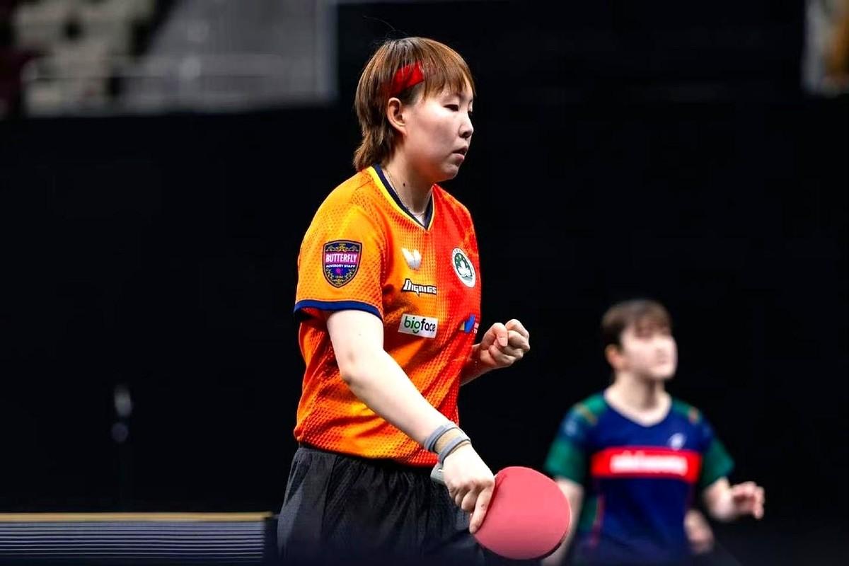 说真的，看顶尖高手打球，最憋屈的不是输，是那种有力使不出的感觉。
一板一板，跟钝