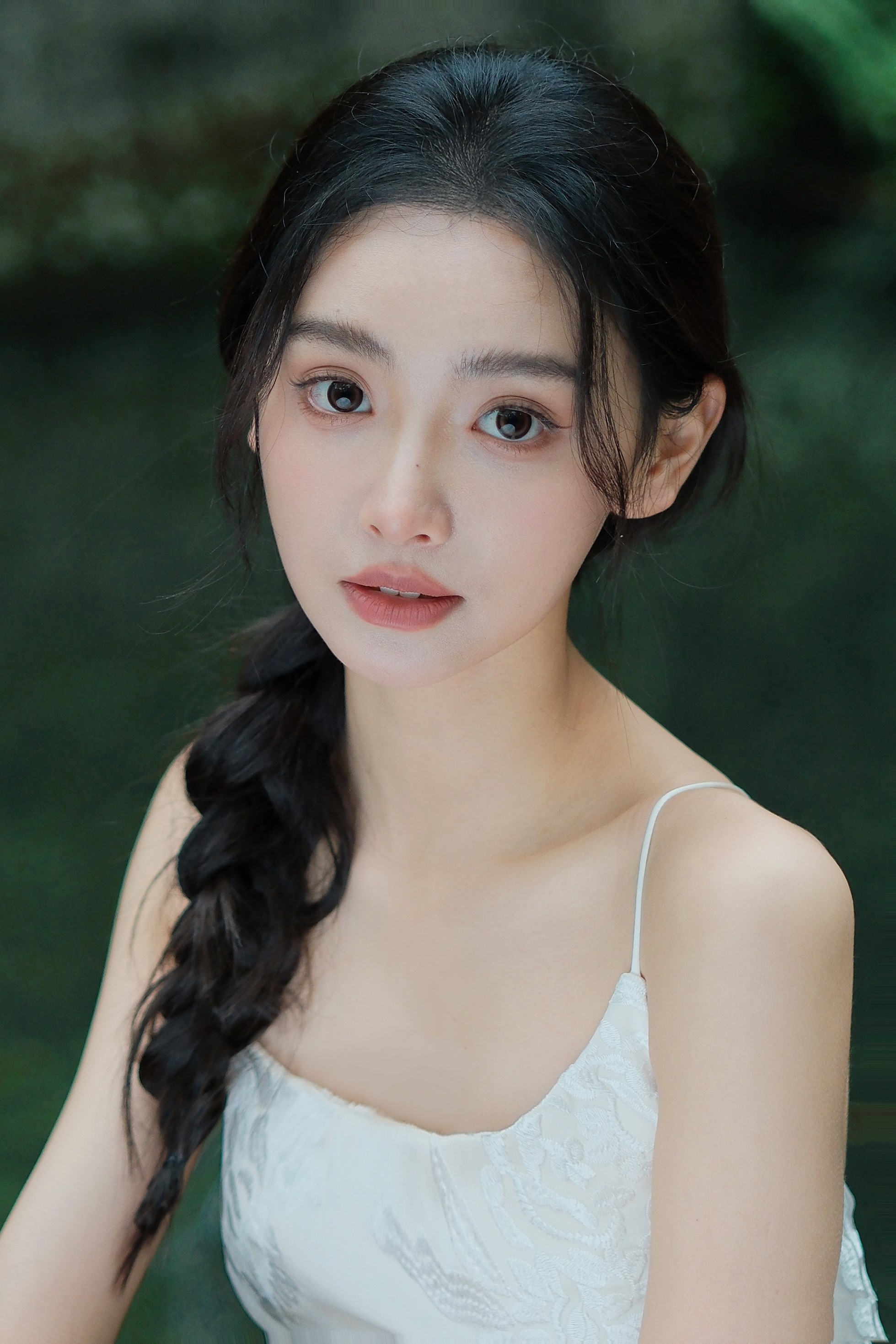 金佳悦：一抹秋色，如兰清丽 ​​​