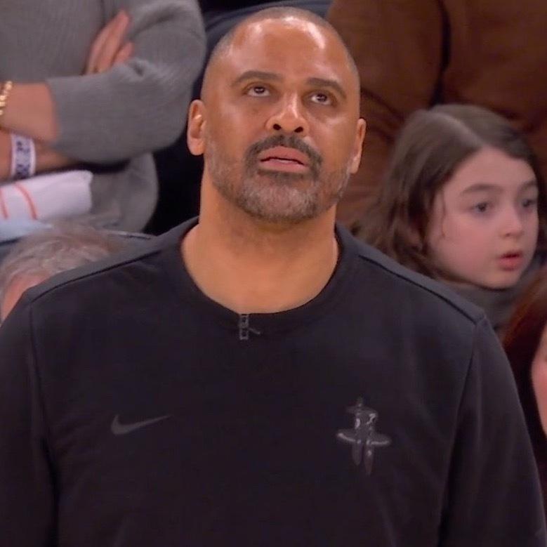 乌度卡执教火箭的三个赛季中，球队已经在第四节领先的情况下被逆转37次，而本赛季迄