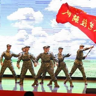 脱掉军装，也不再保留军衔！当年红遍全军的空政、海政明星们，后来究竟去了哪里？20