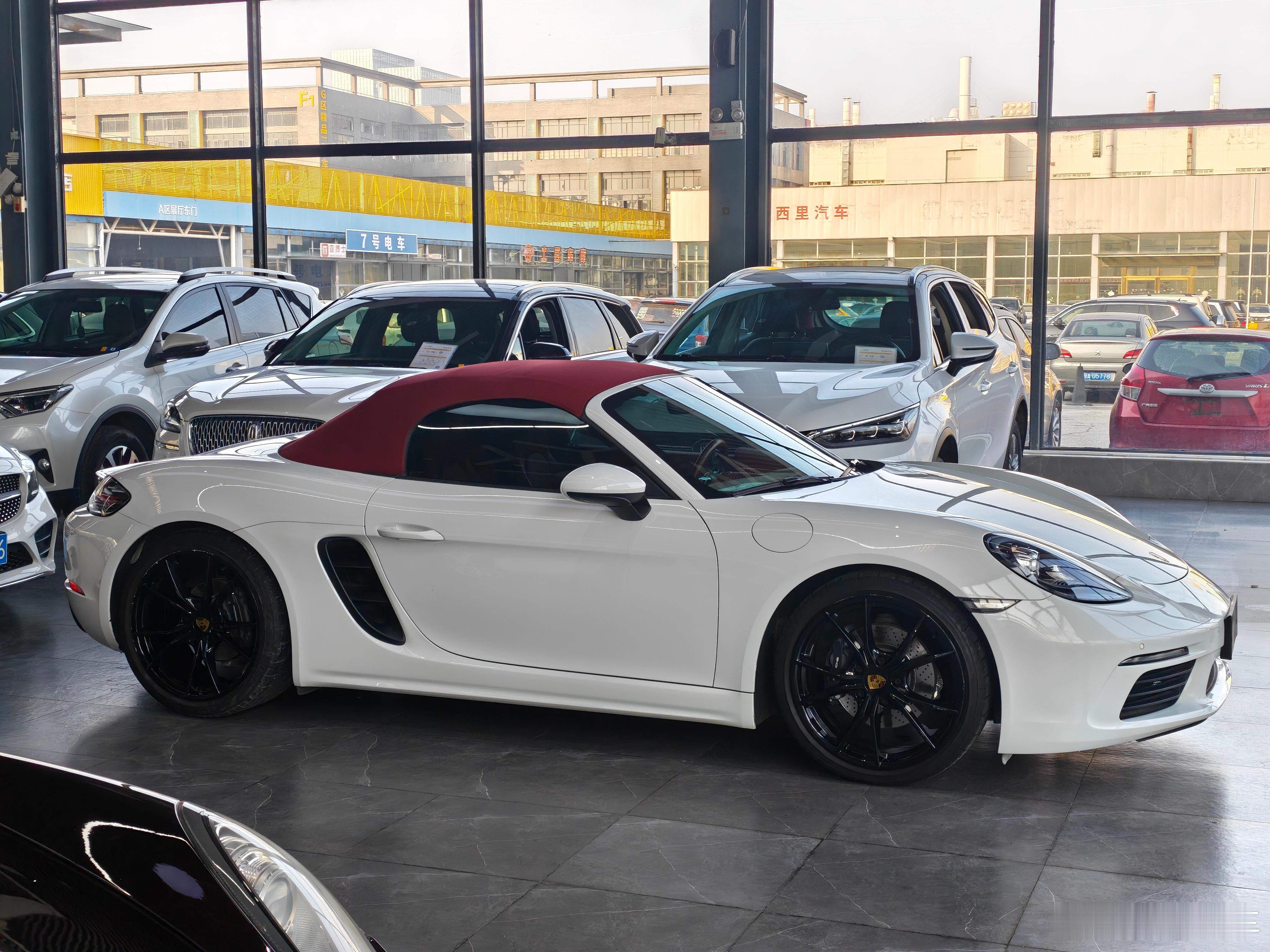 天气冷了 敞篷车都卖不动了 这会儿就适合抄底 春暖花开之时 就是你开棚收割之日 