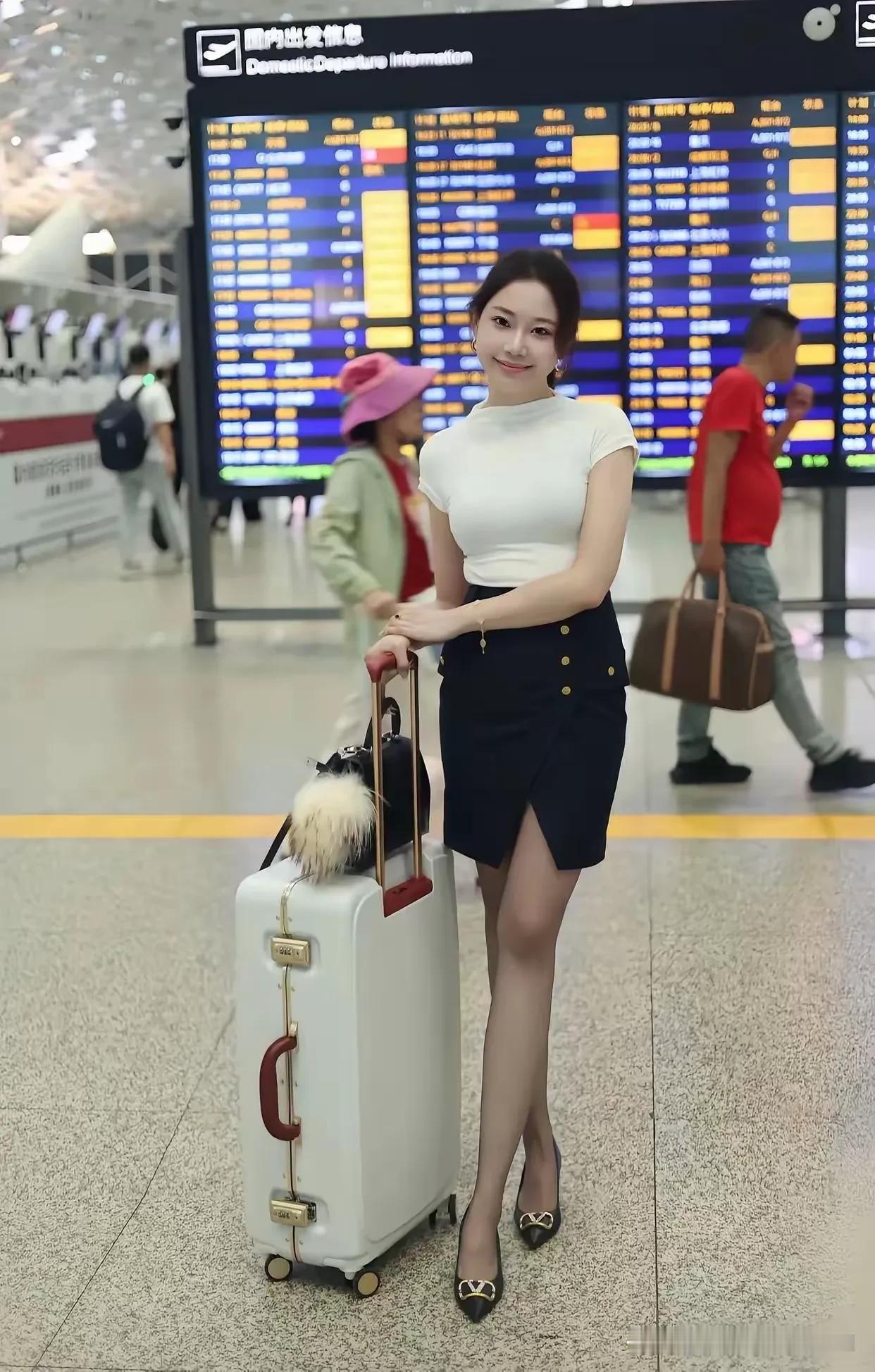 在上海年薪五十万，可以把她追到手吗？