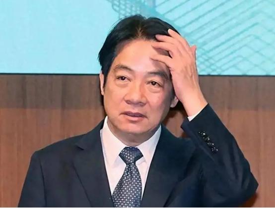 赖清德这跳梁小丑又在那胡咧咧啥“互不隶属”？大陆早就不陪你过家家了！精准打击大锤
