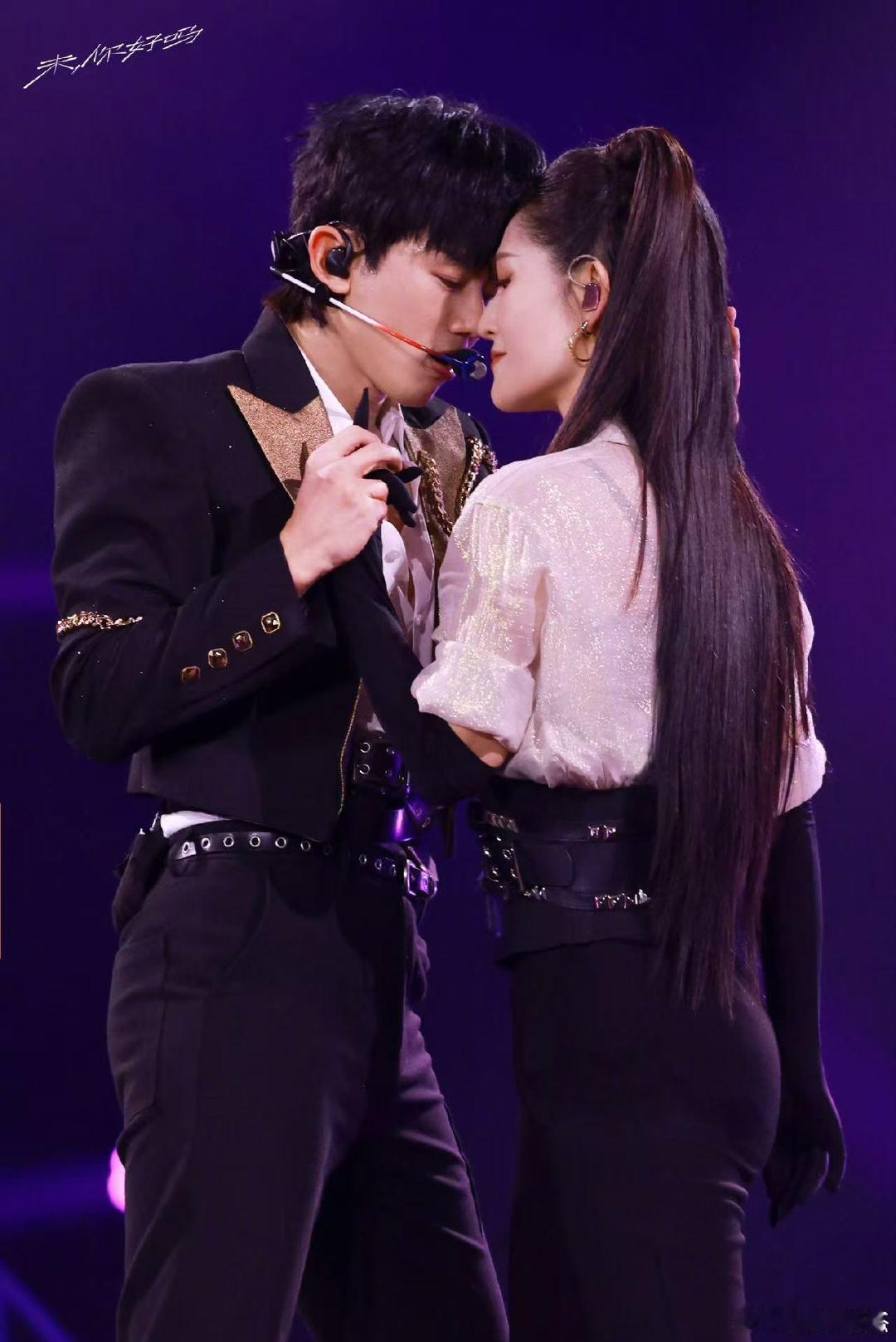 张杰解约案天价违约金是粉丝凑的光看谣言不看实绩？张杰鸟巢 12 场演唱会的辉煌骗