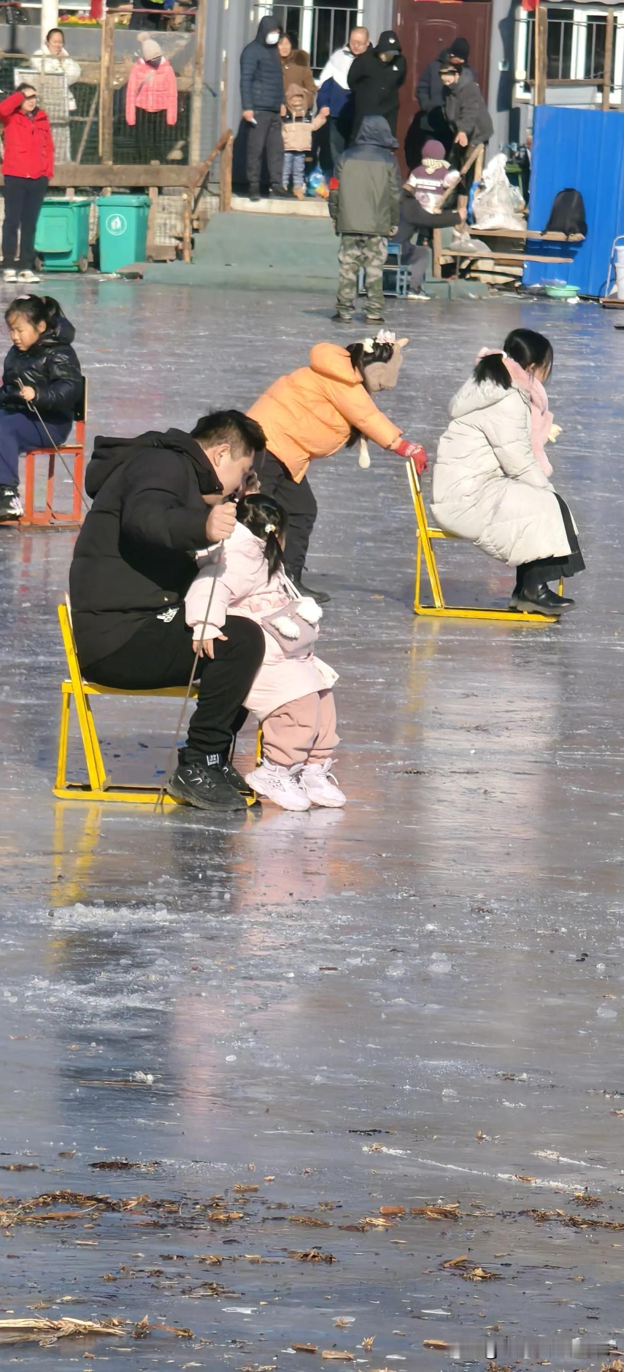 这代独生子女，从小一个人长大，成长当中，独惯了，长大以后的这帮孩子，还是延续了这