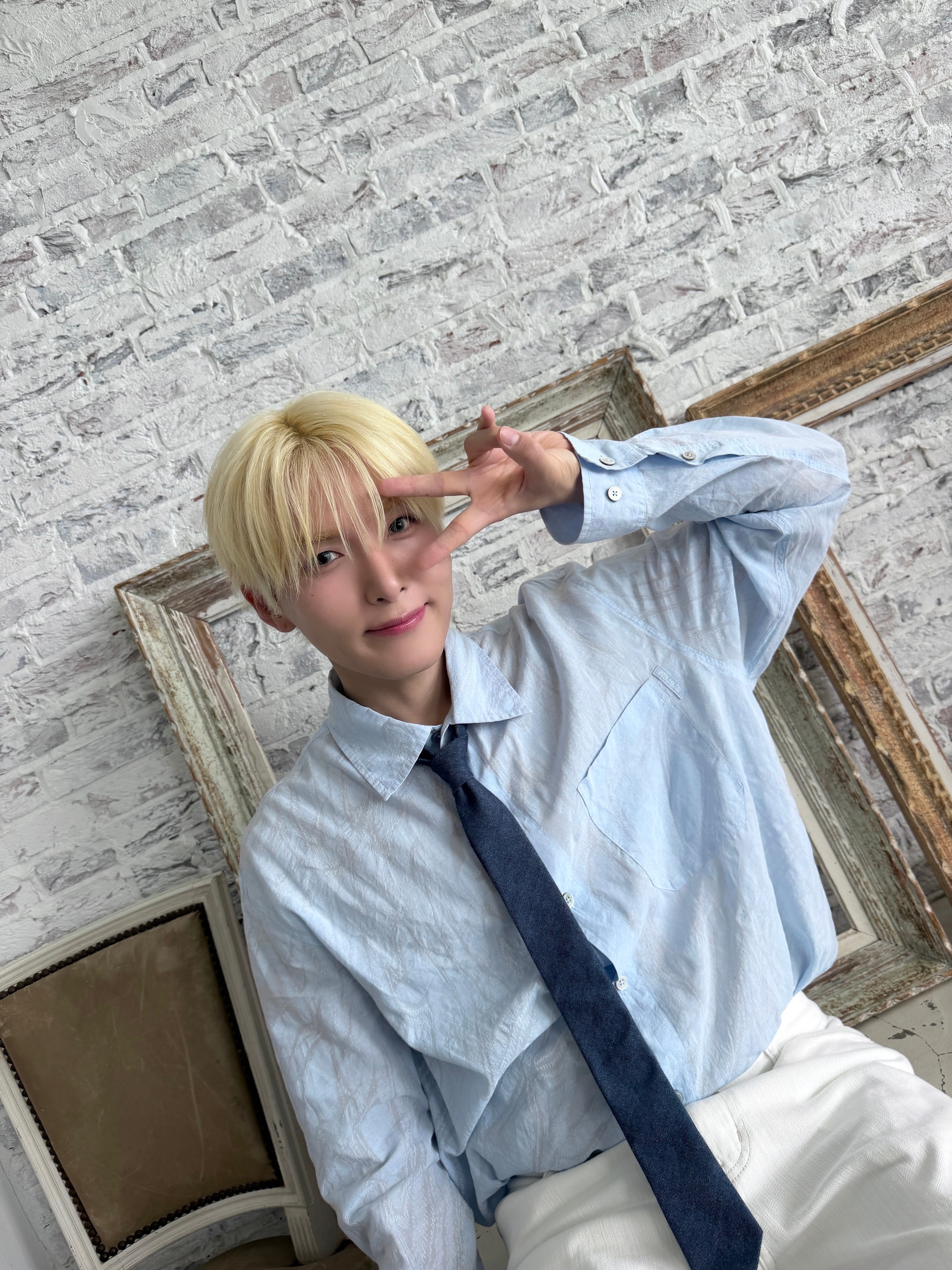 “CB百蓝_。260803 日本官推更新金厉旭 相关：∘₊✩˚｡⋆Release