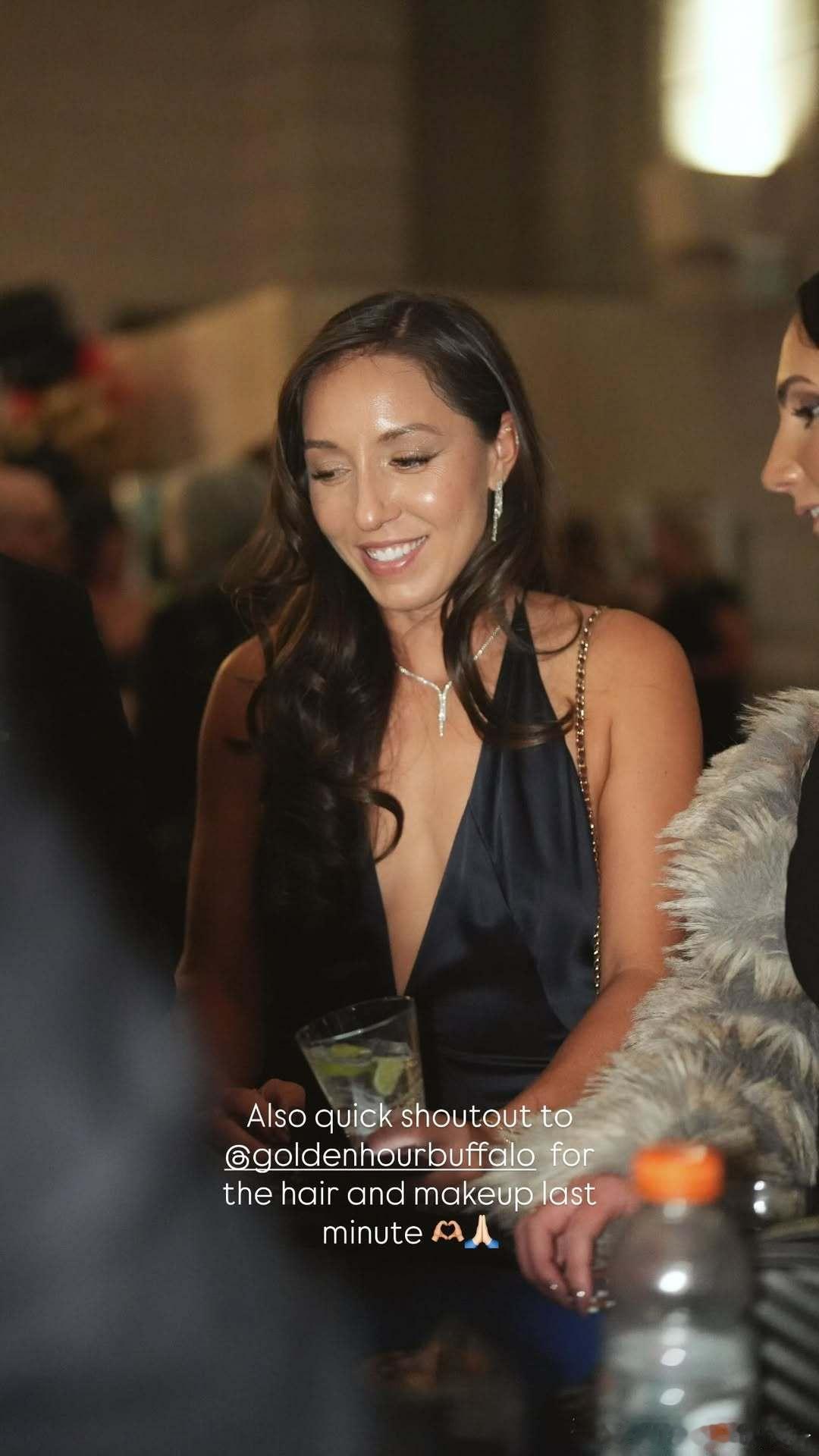 🇺🇸佩古拉只要轻轻打扮一下下也是有美艳动人的一面哒网球talking大会