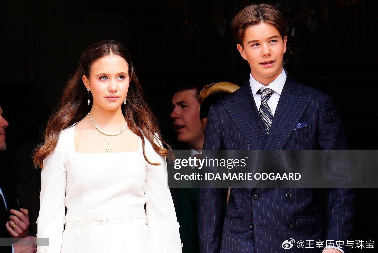 新闻 2026.4.18 丹麦文森特王子和约瑟芬公主在弗雷登斯堡宫教堂举行坚信礼