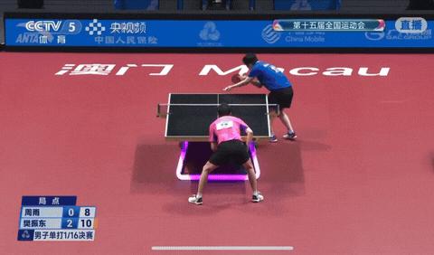 赢了赢了，樊振东全运会首场4:0干脆利落的赢下了周雨。
周雨打之前的目标是赢下一
