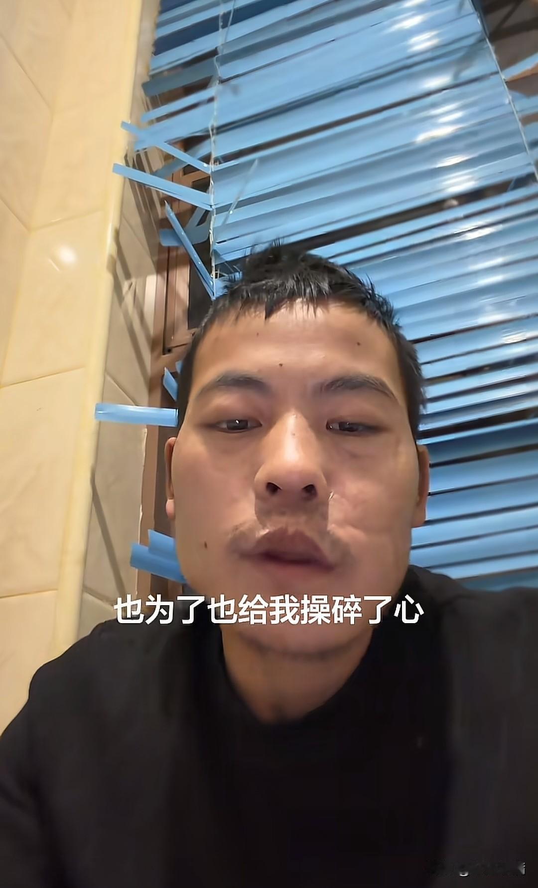 就凭刀疤哥，能够在利益面前经得住诱惑，保持清醒，他就值得大家的喜欢，刀疤哥婉拒了