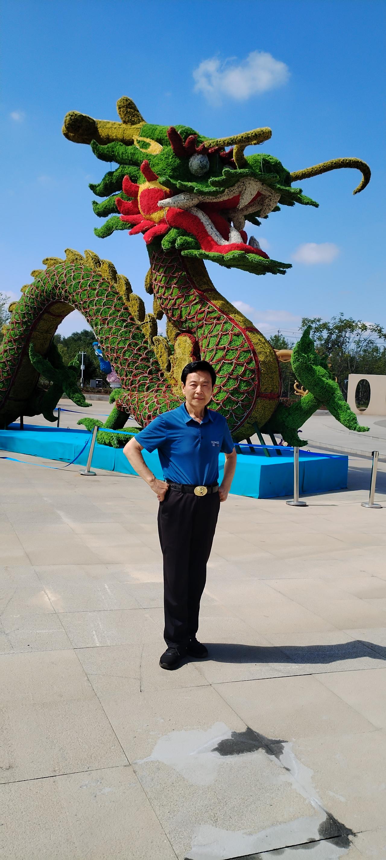 我的2025年度总结：在烟火与热爱中前行

2025，是充实又精彩的一年。我潇洒