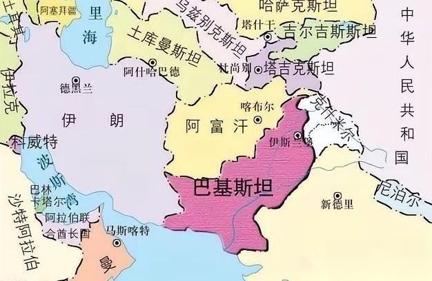 巴基斯坦这个国家，治国治得稀烂，反恐反得稀碎，干啥啥不行，连生娃都输给了死敌印度