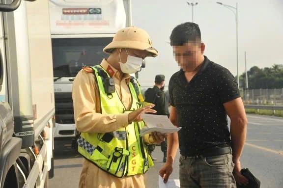 越南交警使用执法记录仪的并不多，虽然提倡多年，只有胡志明河内这种大城市使用