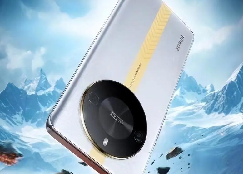 作为「旗舰中端机」的「荣耀X50 GT」，你就会发现它其实还是算不错的，一方面它