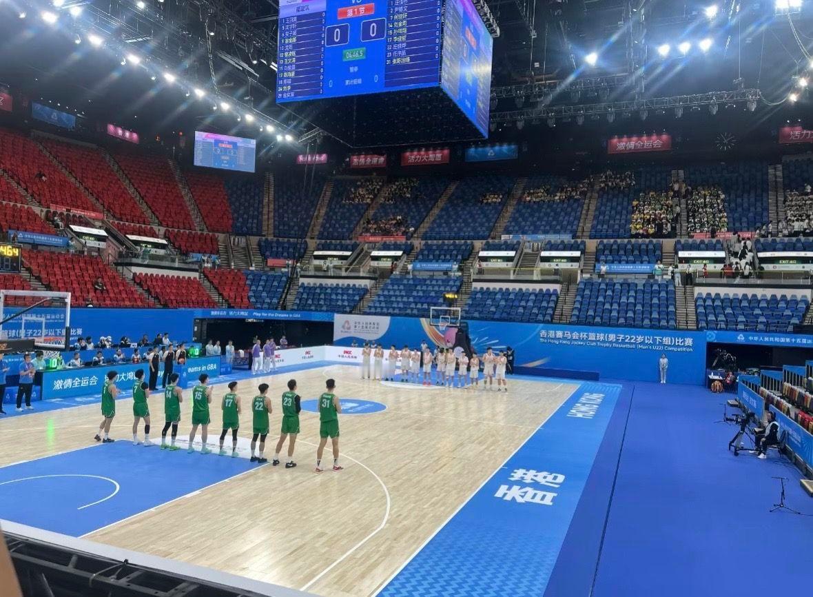 庄佳烨更新“9人一队的故事落下帷幕，这段经历在我的人生中绘下了浓厚的一笔，在未来