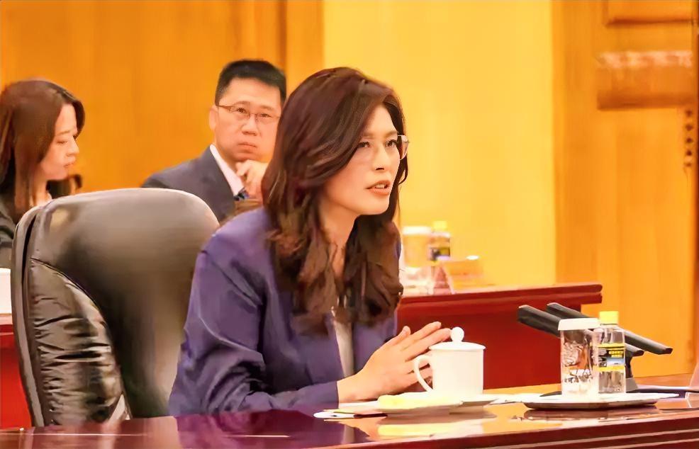 4月12日，国民党主席郑丽文率团访陆行程的最后一天，大陆发布促进两岸交流合作的政