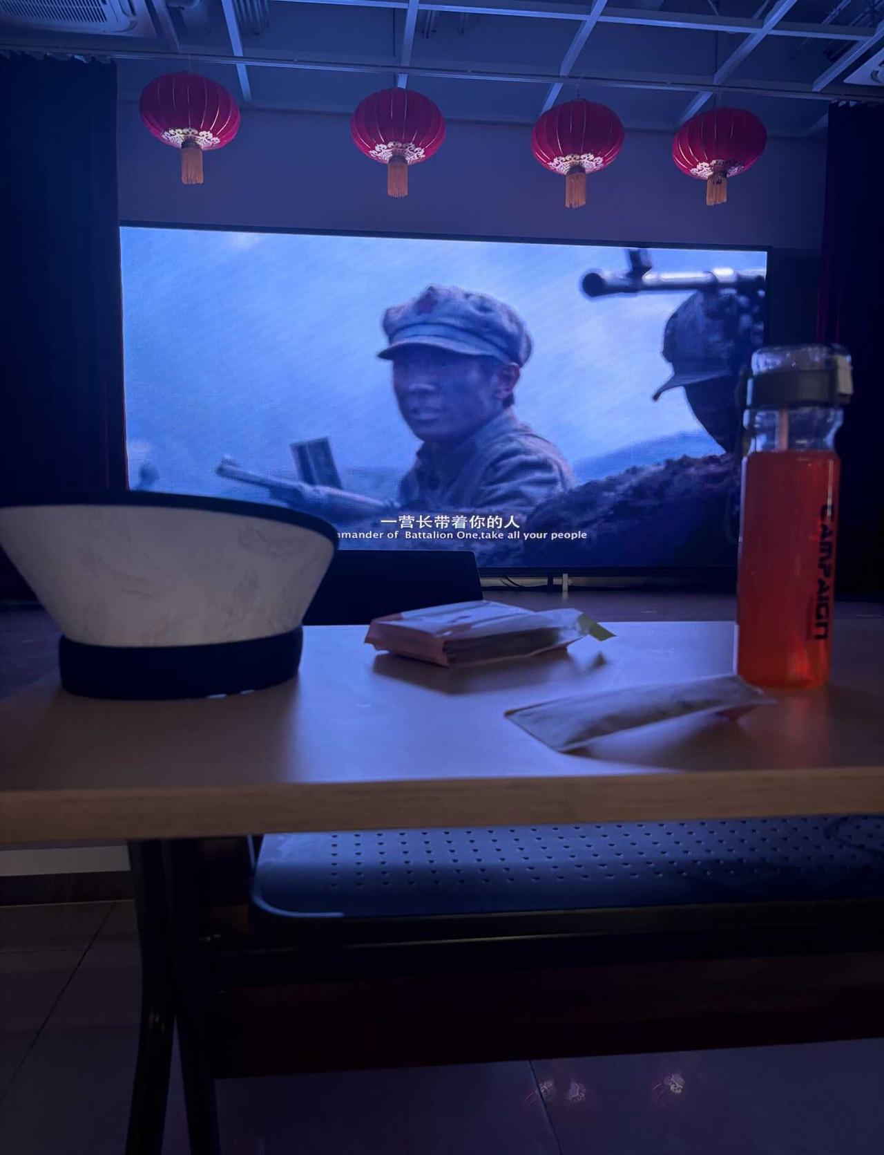 《血战湘江》值得所有人去看
八一建军节，赶上社区组织的免费电影，带着孩子去看，无