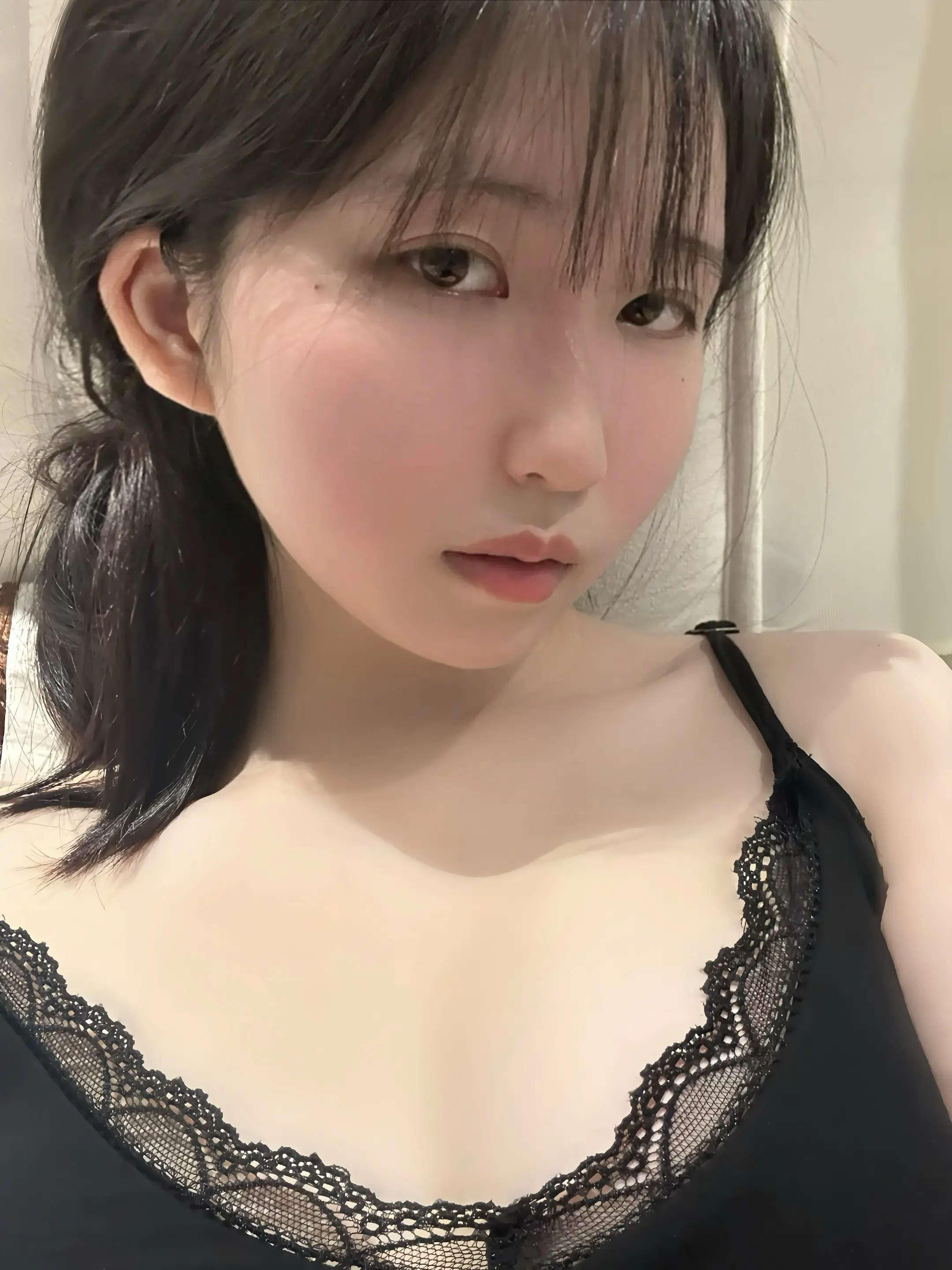 很微妙的一点隔阂 你感受不到 我说不出口