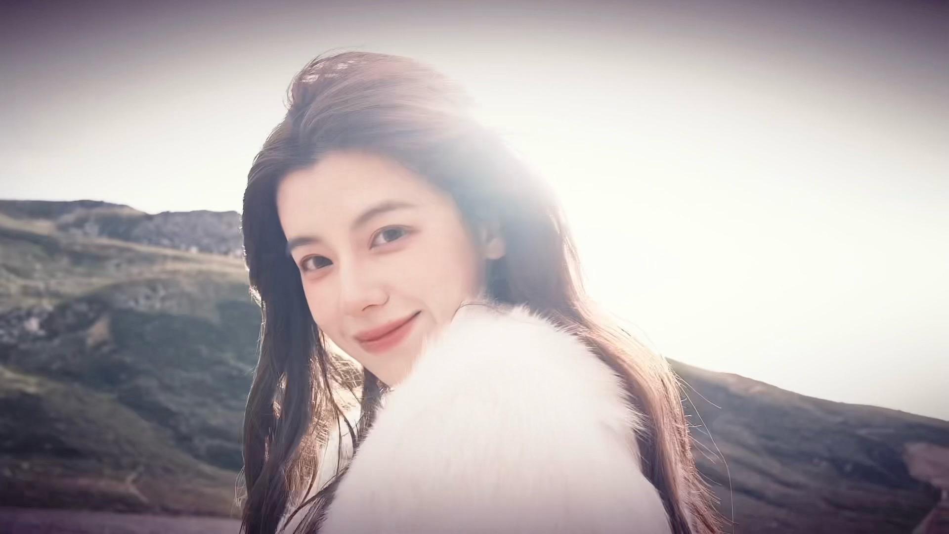 在最应该拥抱的季节 我却连你身上的味道都闻不到