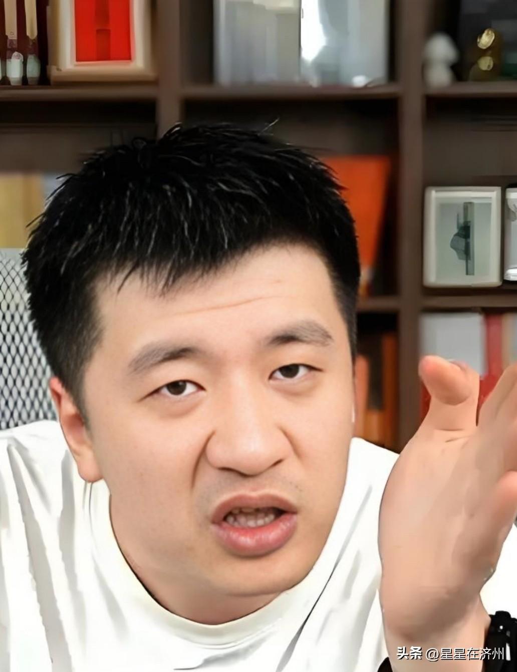 “张雪峰心脏骤停正在抢救”是真是假，
张雪峰的助理回复了，
从助理的用词来看……