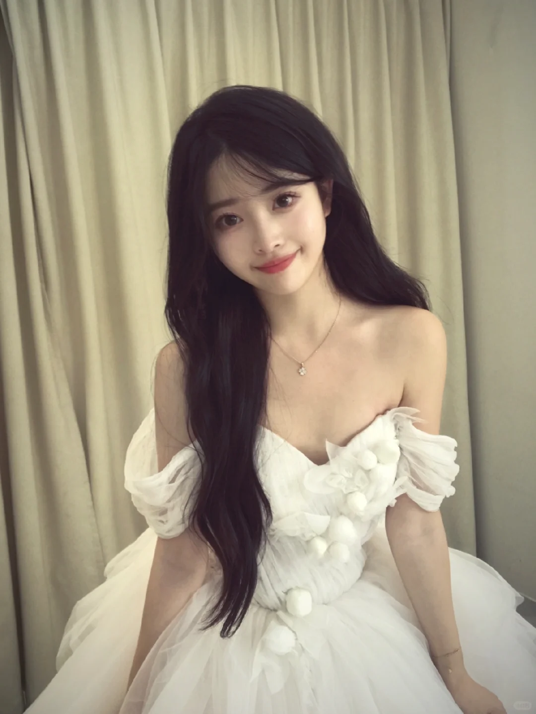 你看 我说过我穿婚纱会很漂亮的