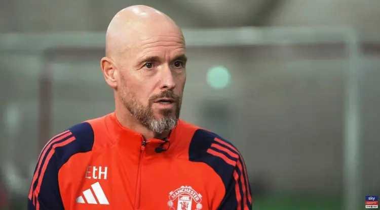 滕哈赫接受了天空体育专访，其中谈到了曼联目前的情况。提问：你认为你、球员和团队需