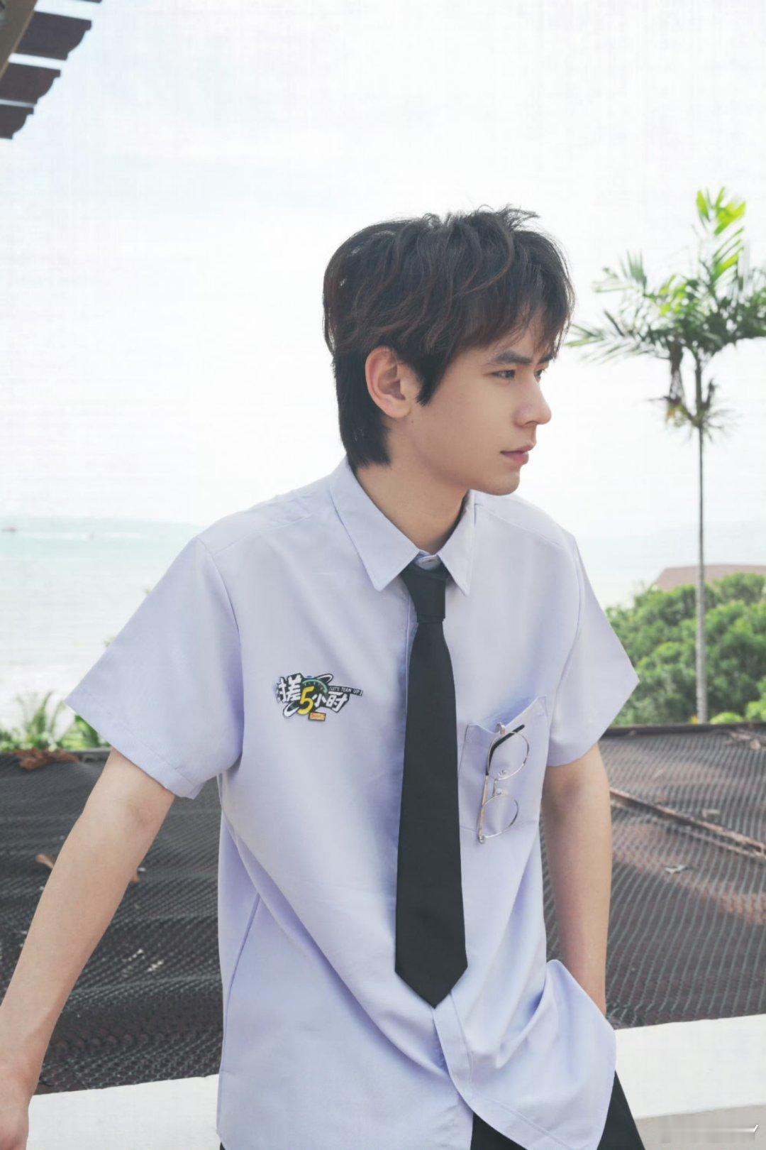 无畏NoFear 🍑心光自为引多远都无畏 烟火向星辰，所愿皆成真，新年快乐！