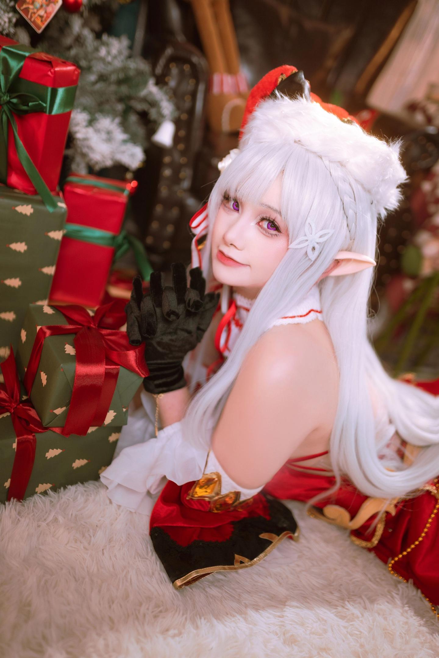 我的名字是爱蜜莉雅，就只是爱蜜莉雅哦🎄。