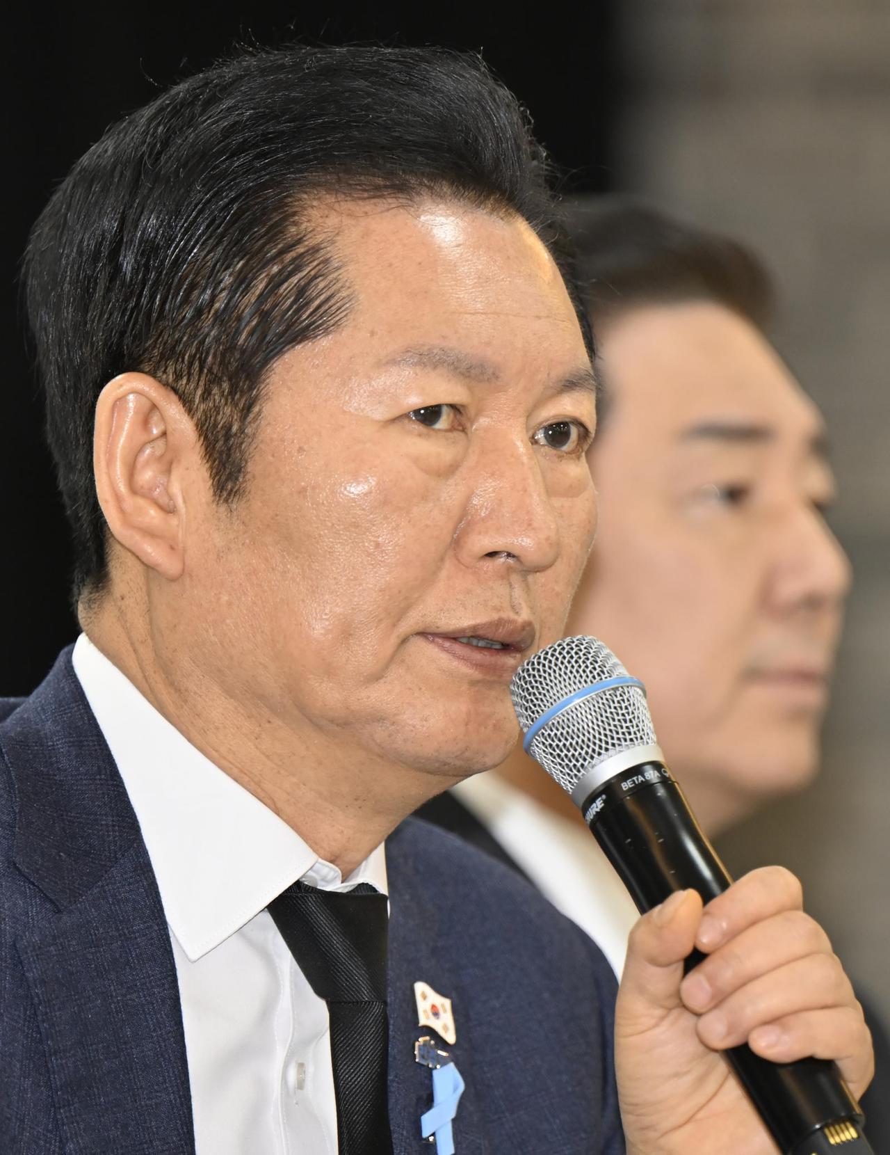 6年追责一场空！韩国前高官无罪释放，背后是邪教12万党员操控政治？

2025年