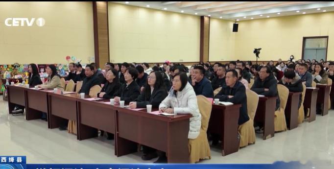 克丽缇娜  各“燃灯阅读”项目校校长、书香校园负责人、教研室小学组全体人员、所有