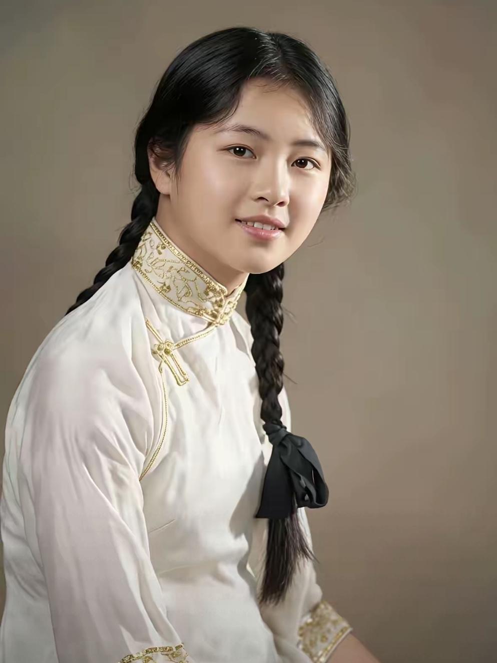 林徽因和陆小曼年轻时，一个风华绝代、一个倾国倾城；一个才华横溢，一个多才多艺。她