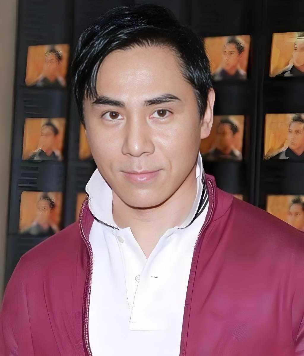 黄凯芹移居加拿大，未婚低调育两子状态松弛
64岁港乐歌手黄凯芹近况曝光：终身未婚