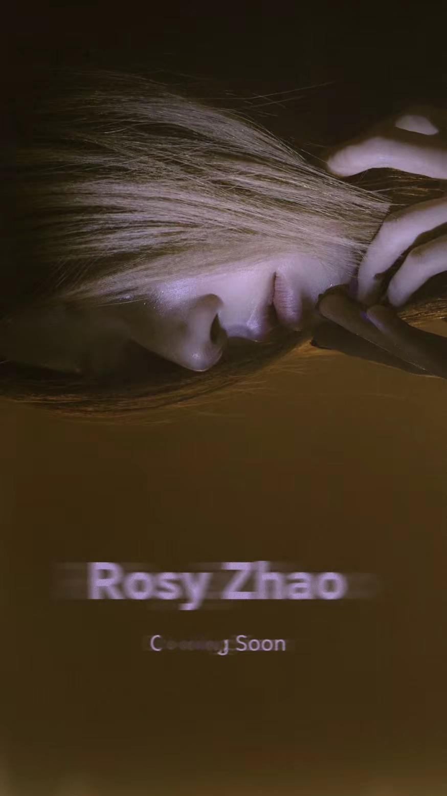 赵露思新EP要来了，不是拍戏，是唱歌。
三首歌，一首都不是凑数的。
张亚东亲自操