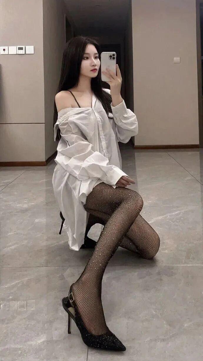 你心中理想的美女气质是啥样的[kiss]