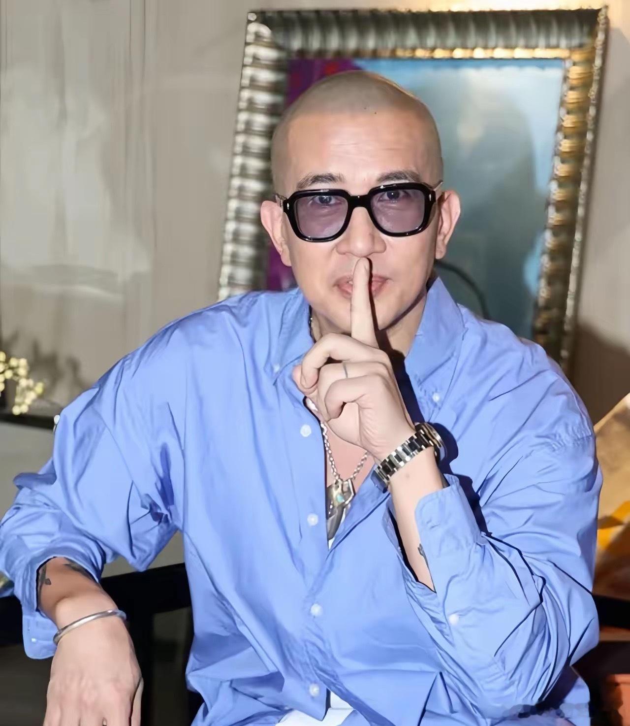 S家好女婿具俊晔今年的圣诞节没有跟S妈一起过，要不然按照S妈之前的行为，应该会在