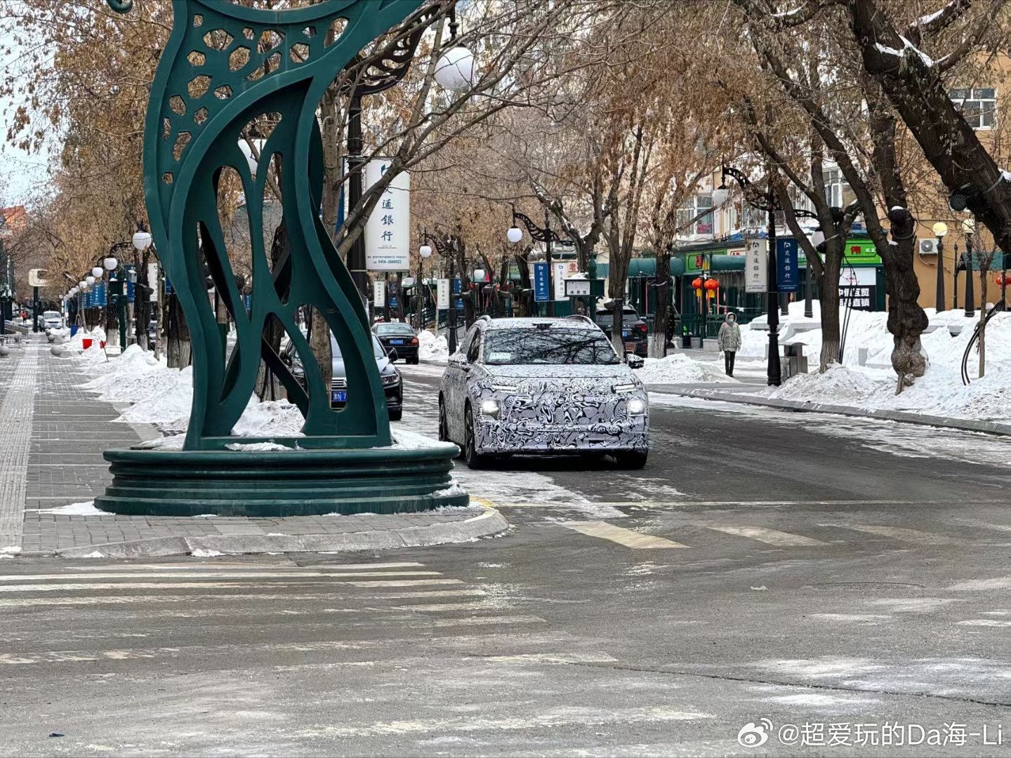 一汽大众全新纯电SUV谍照曝光 这次一汽-大众ID.AURA的新车，终于跳出了合