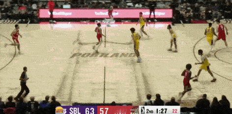 杨瀚森传球！！ 