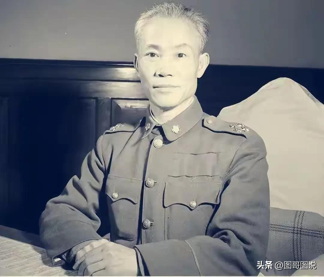 毛人凤接手军统后，面对陈诚的打压，根本无力对抗，只得多次上门拜访，请求放过自己，