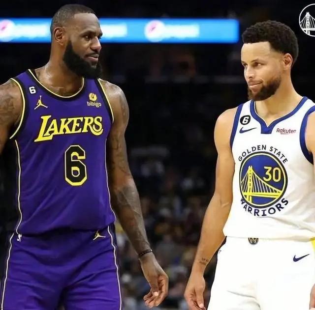 详解詹姆斯和库里历史地位对比的优势：
第一，老大冠军的优势
詹姆斯的冠军都是FM