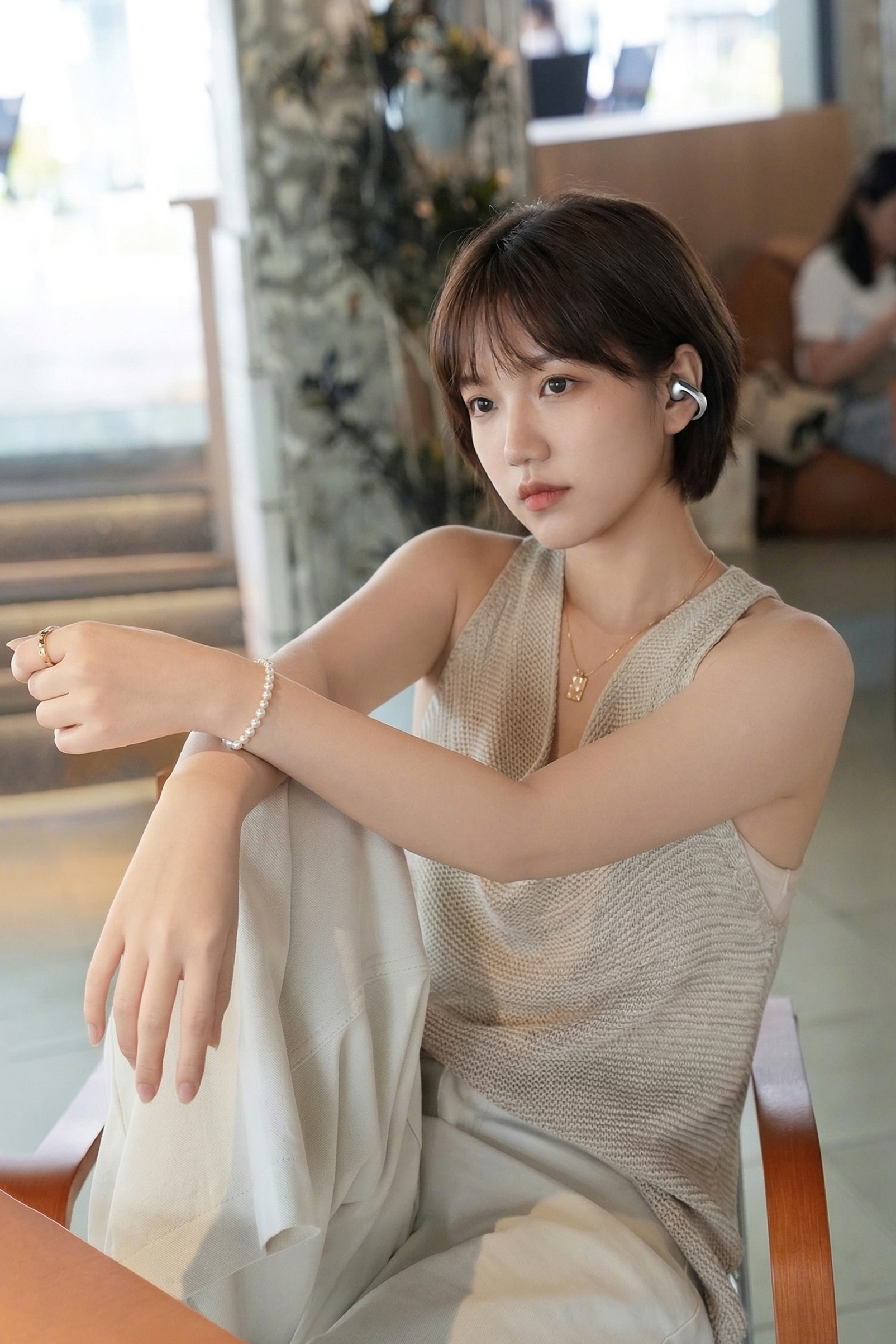 OPPO Enco Clip2 戴起来轻若无物，还有丹拿调音，爱了爱了。 